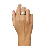 Srebrny pierścionek z kamieniem księżycowym Srebrny pierścionek z kamieniem księżycowym